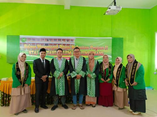 Foto-bersama-Sidang-munaqasyah-Jumat-nov-2023-6